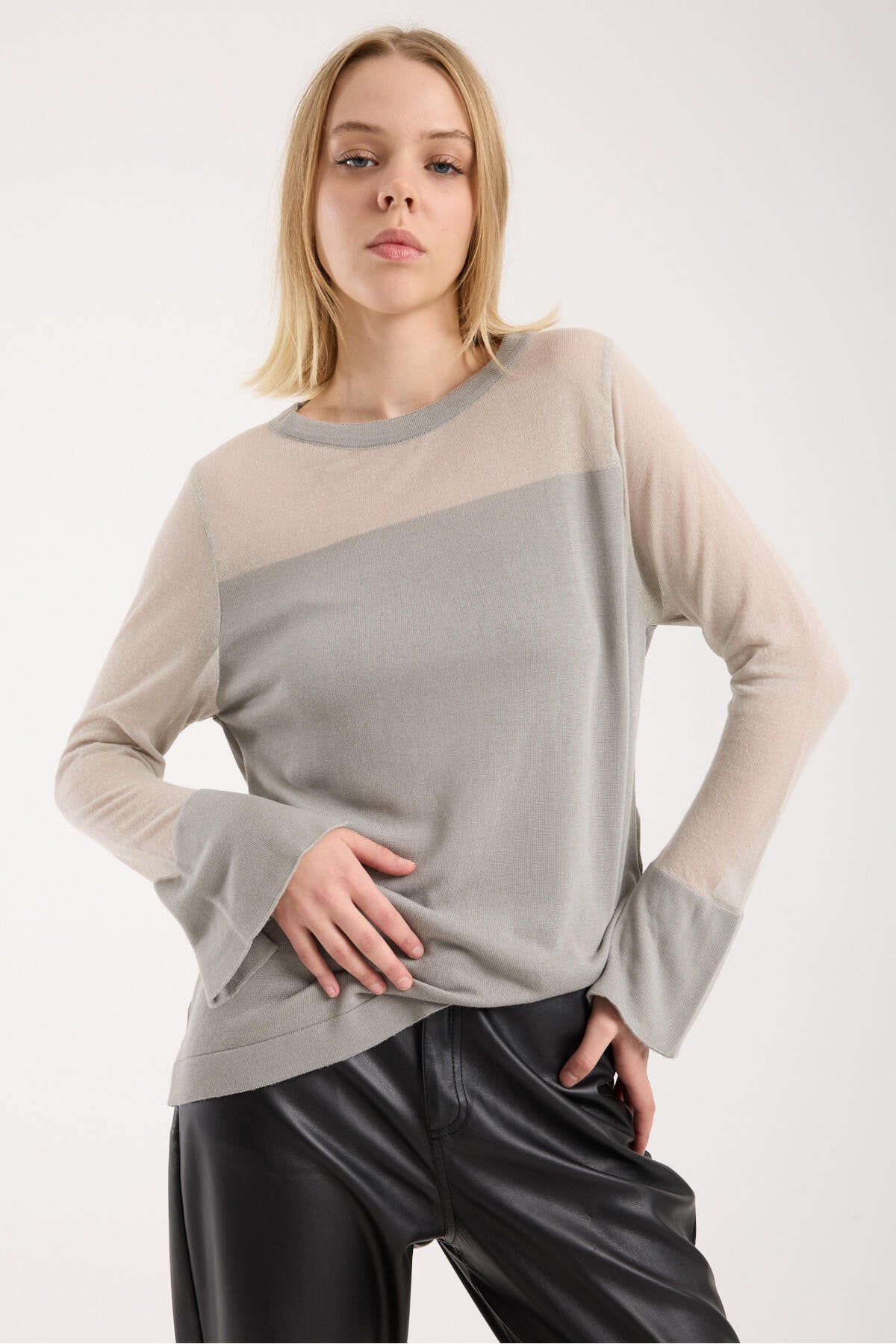 Kadın triko kazak ince transparan detaylı yumuşak doku 3521