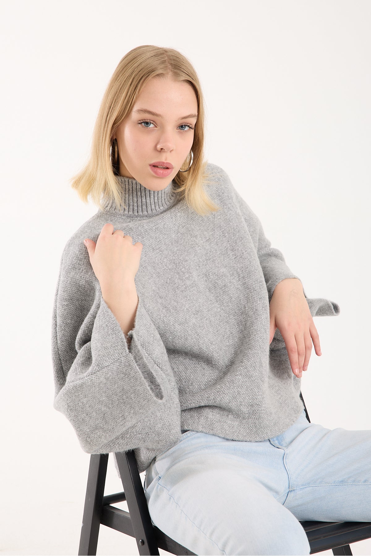 Yumoş ip pelerin dik yaka yarasa kol kadın kazak 6514