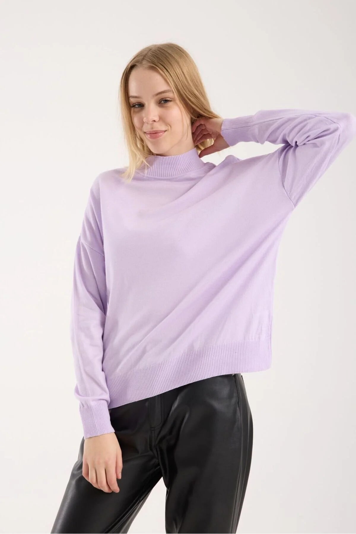 Kadın triko kazak yumuşak doku dik yaka basic 3522