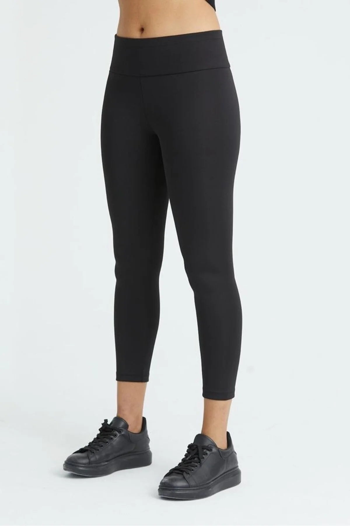 Kadın Likralı Hatları Belli Etmeyen Toparlayıcı Kumaş Tayt 323