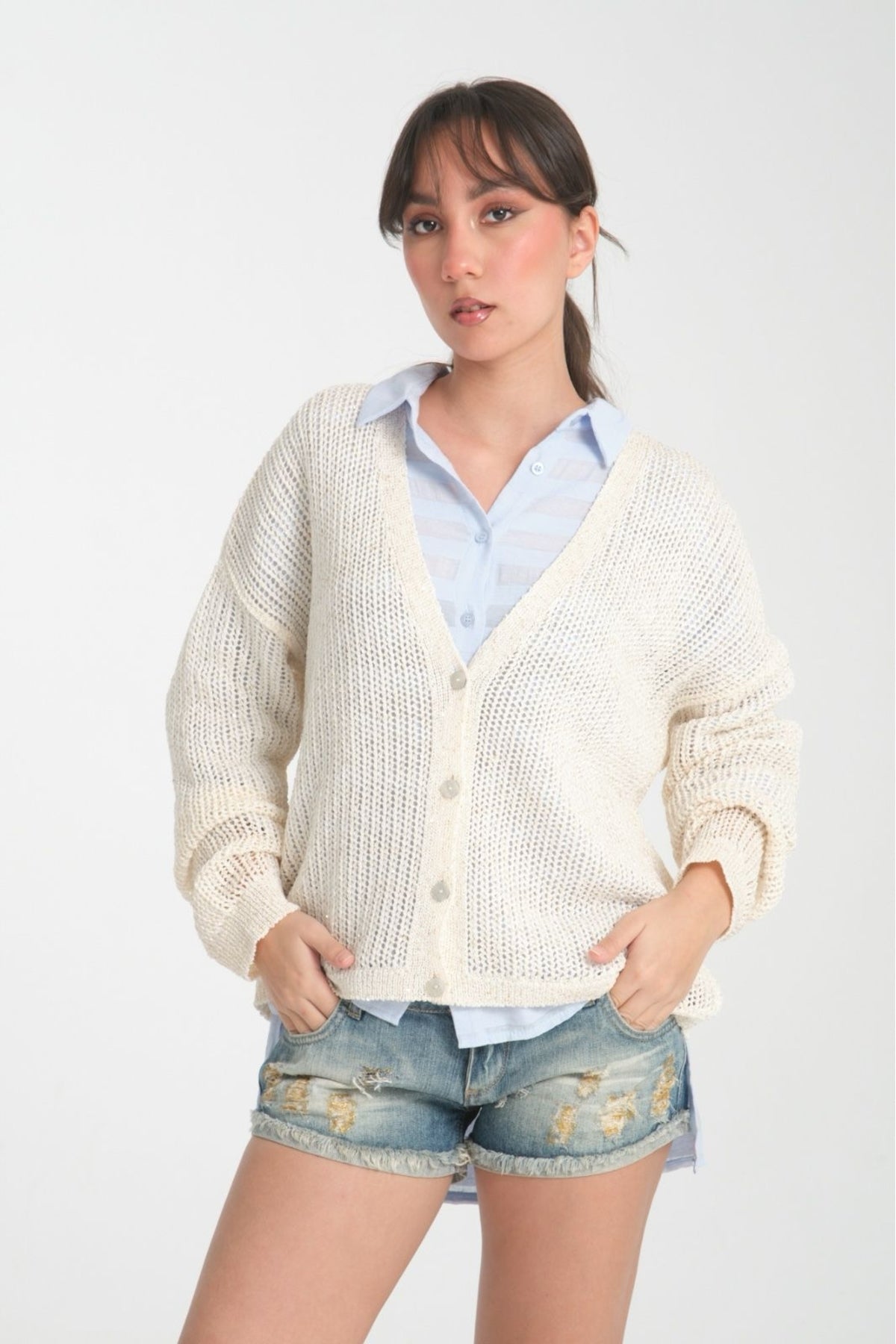 kadın hırka ince pullu v yaka düğmeli rahat kalıp şık hırka 6500