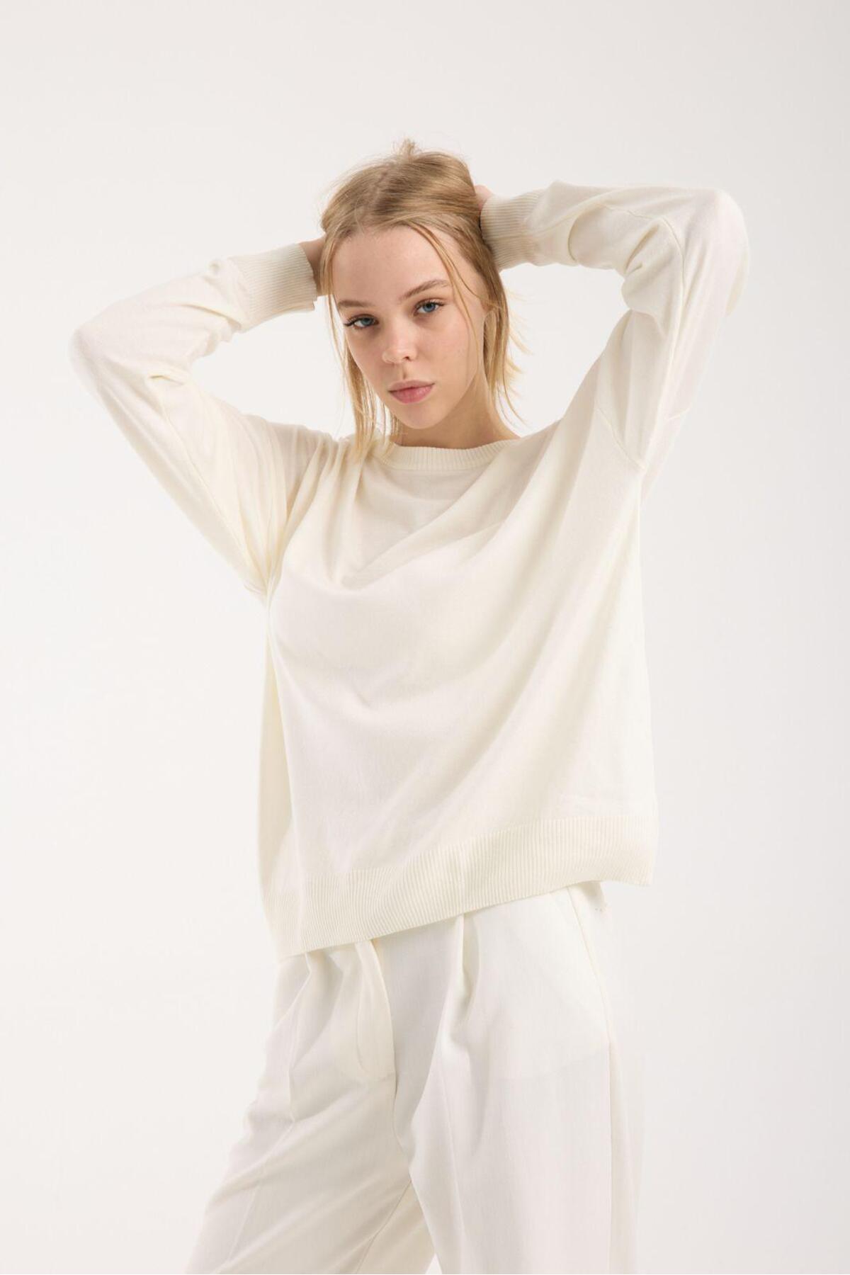 Kadın triko kazak yumuşak doku bisiklet yaka basic 3519