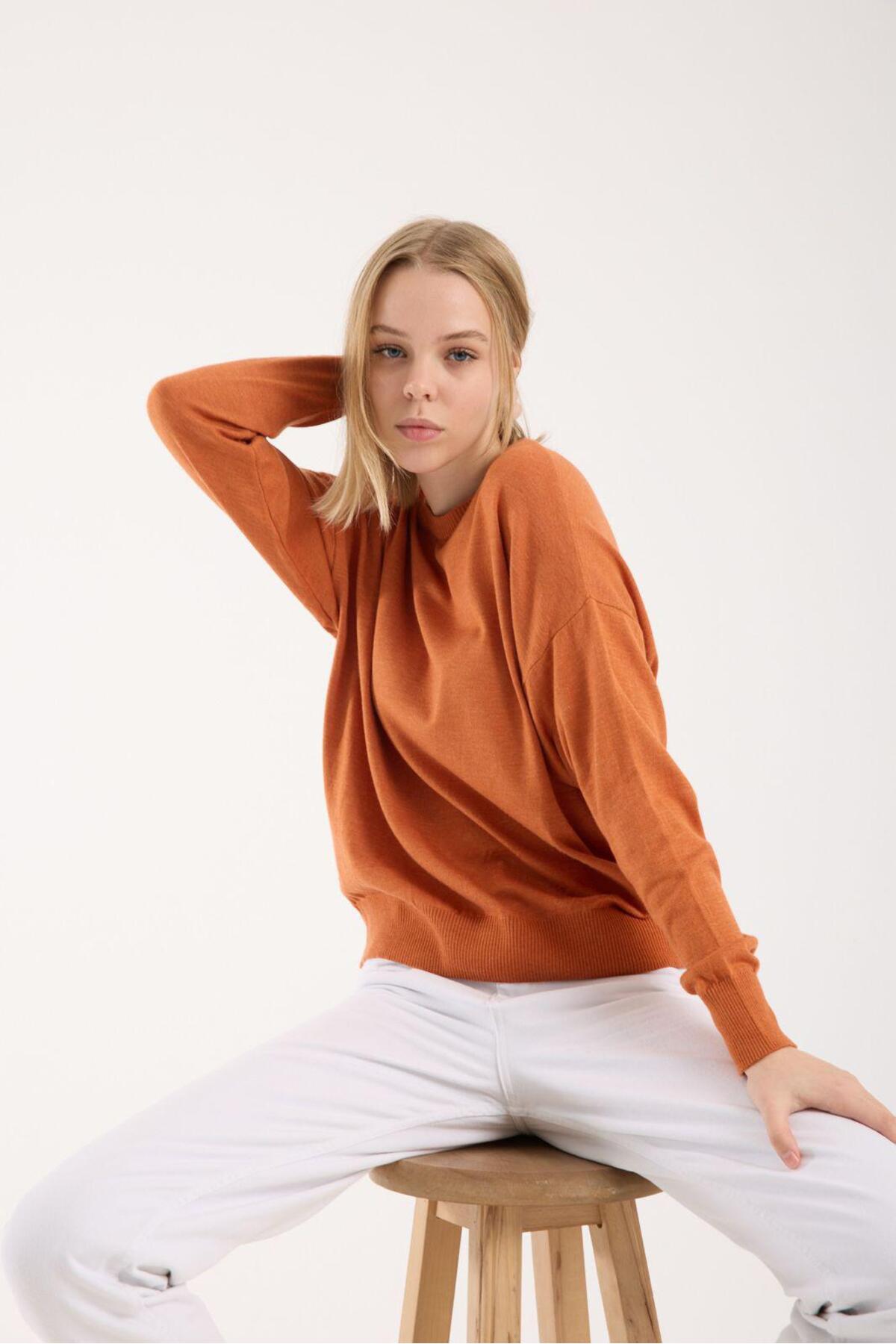 Kadın triko kazak yumuşak doku bisiklet yaka basic 3519