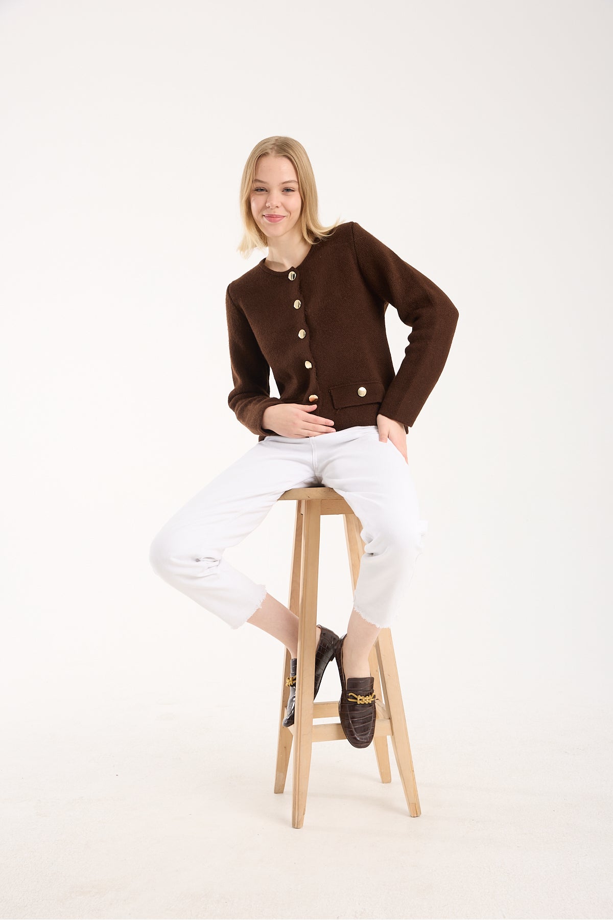 Yumoş ip düğmeli cepli kadın hırka 6517