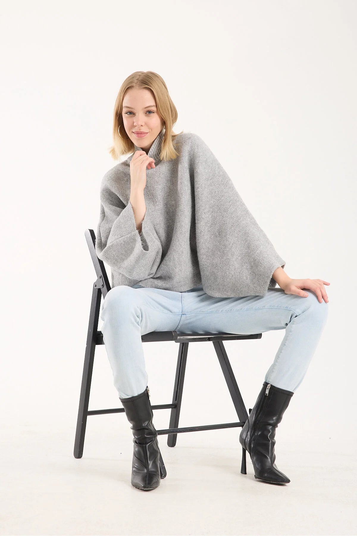 Yumoş ip pelerin dik yaka yarasa kol kadın kazak 6514