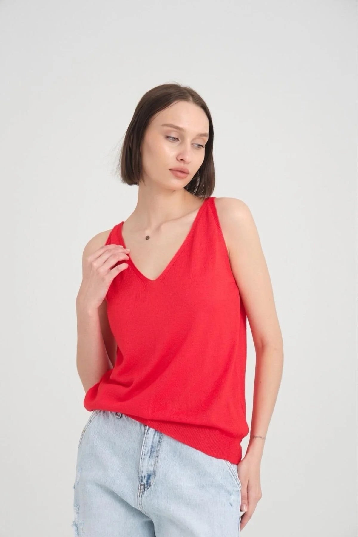 Kadın Atlet Merserize Rahat Kalıp Ön Ve Arka V Yaka Askılı Atlet 3360