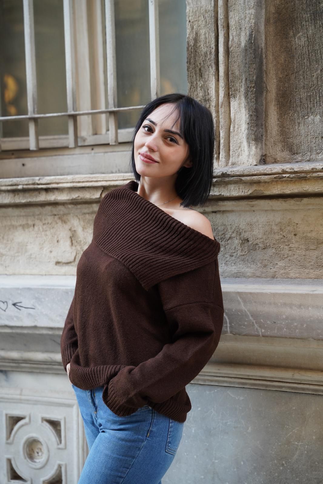 kadın yumoş kalın yumuşak omzu açık kazak 6518